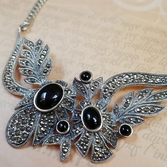 Vintage Art Deco 1920s Sterling Silver Onyx and Marcasite Statement Necklace - Picture 8 of 16